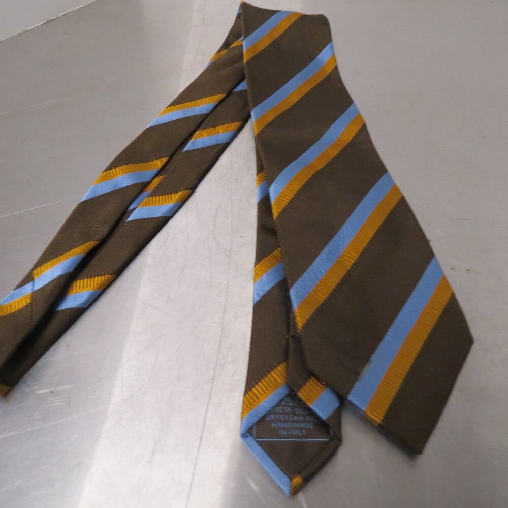 Brioni silk tie   T33
